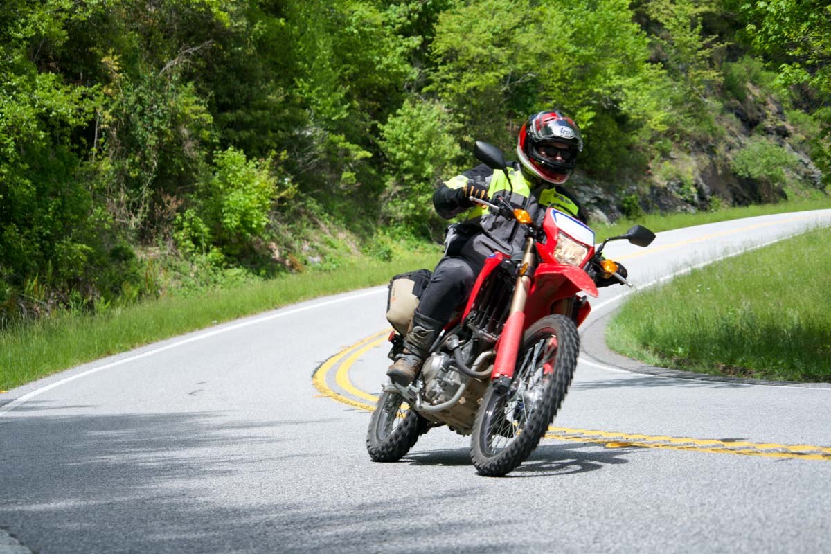 crf300l-cornering-3