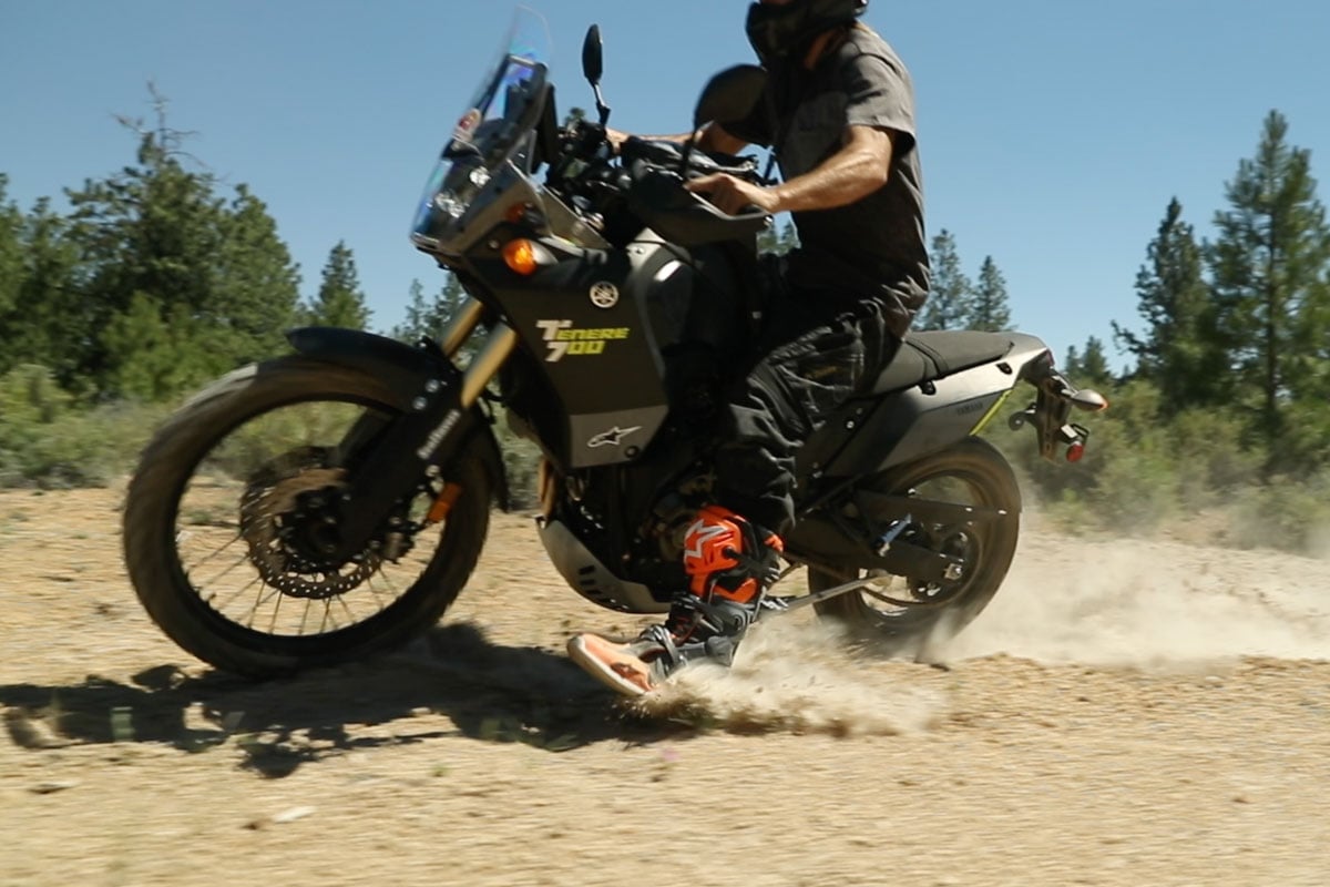 dabbing-while-riding-a-big-bike