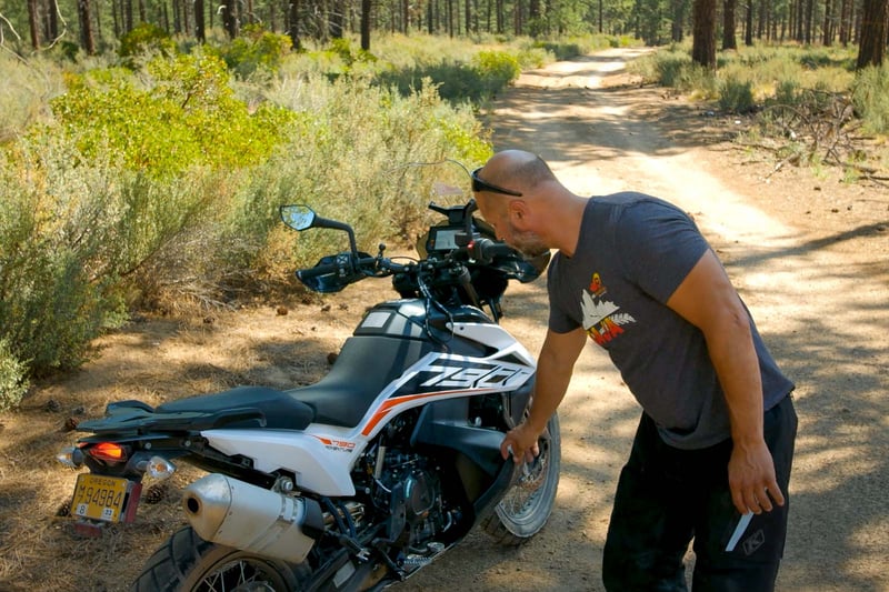 ktm 790 adventure fuel range