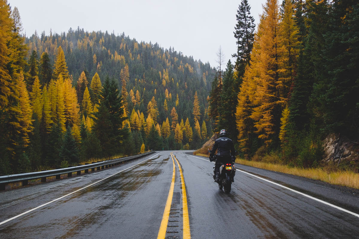 riding-in-fall-oregon