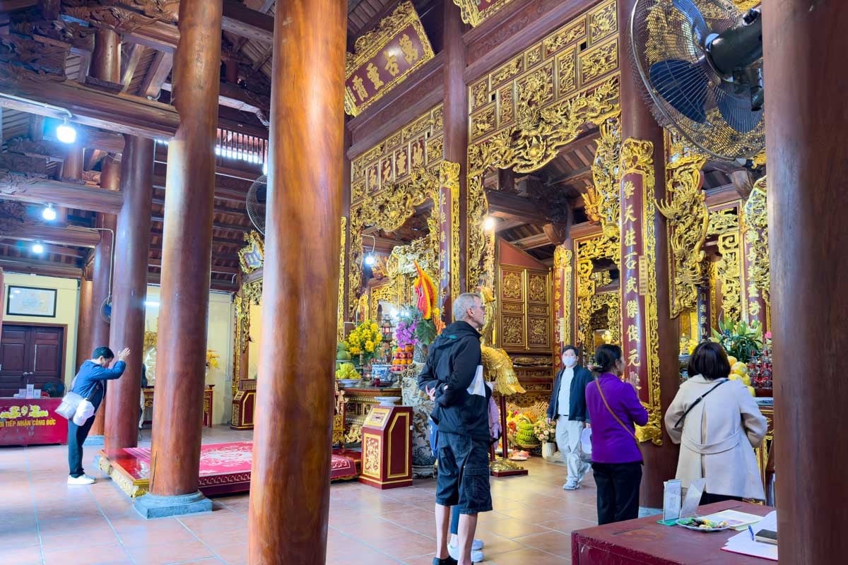 temple-in-vietnam