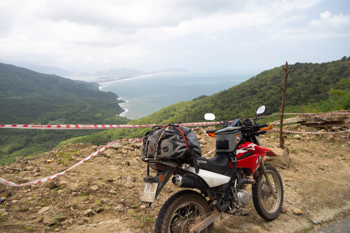 xlr-150-hai-van-pass-vietnam