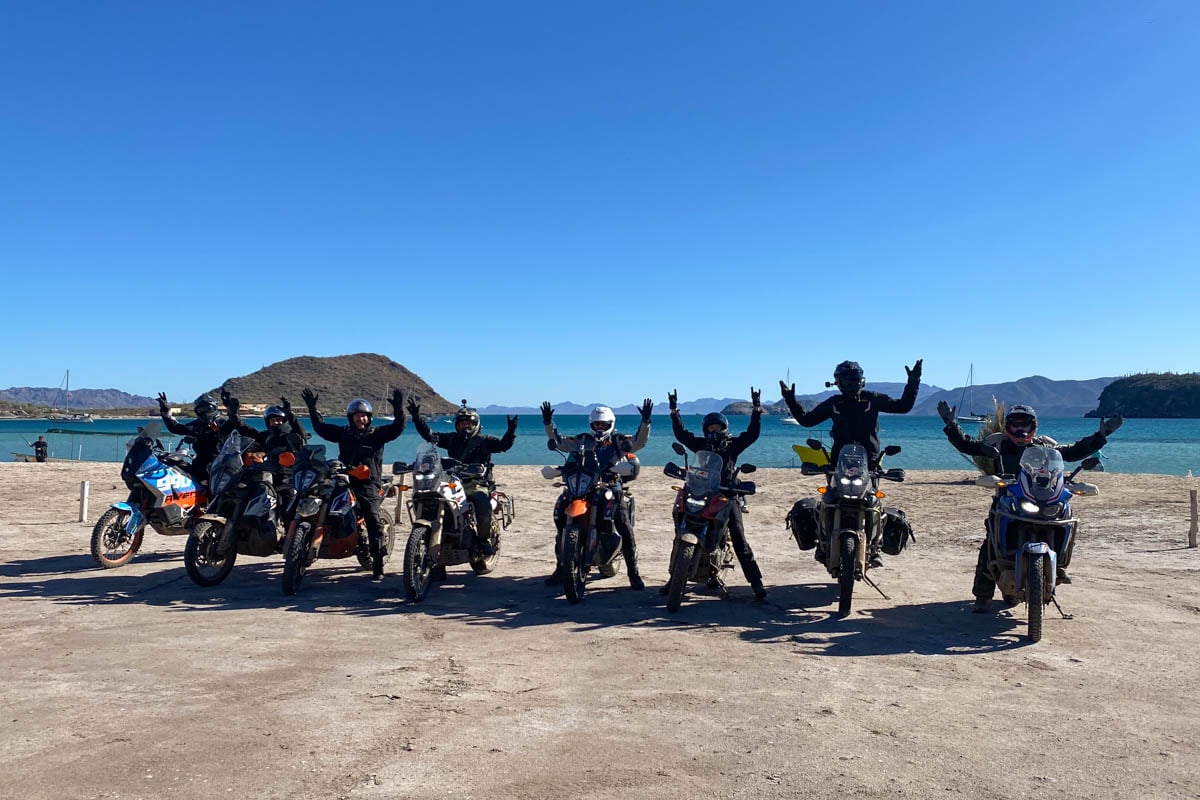 customers-with-hands-up-happy-in-baja-mexico